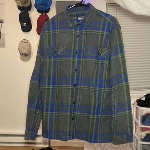 Blue/green Patagonia flannel